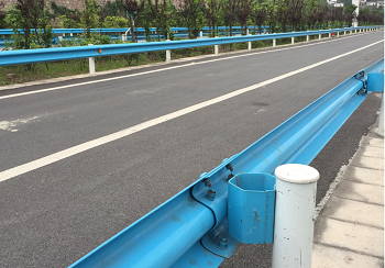 公路護(hù)欄等級(jí)分類